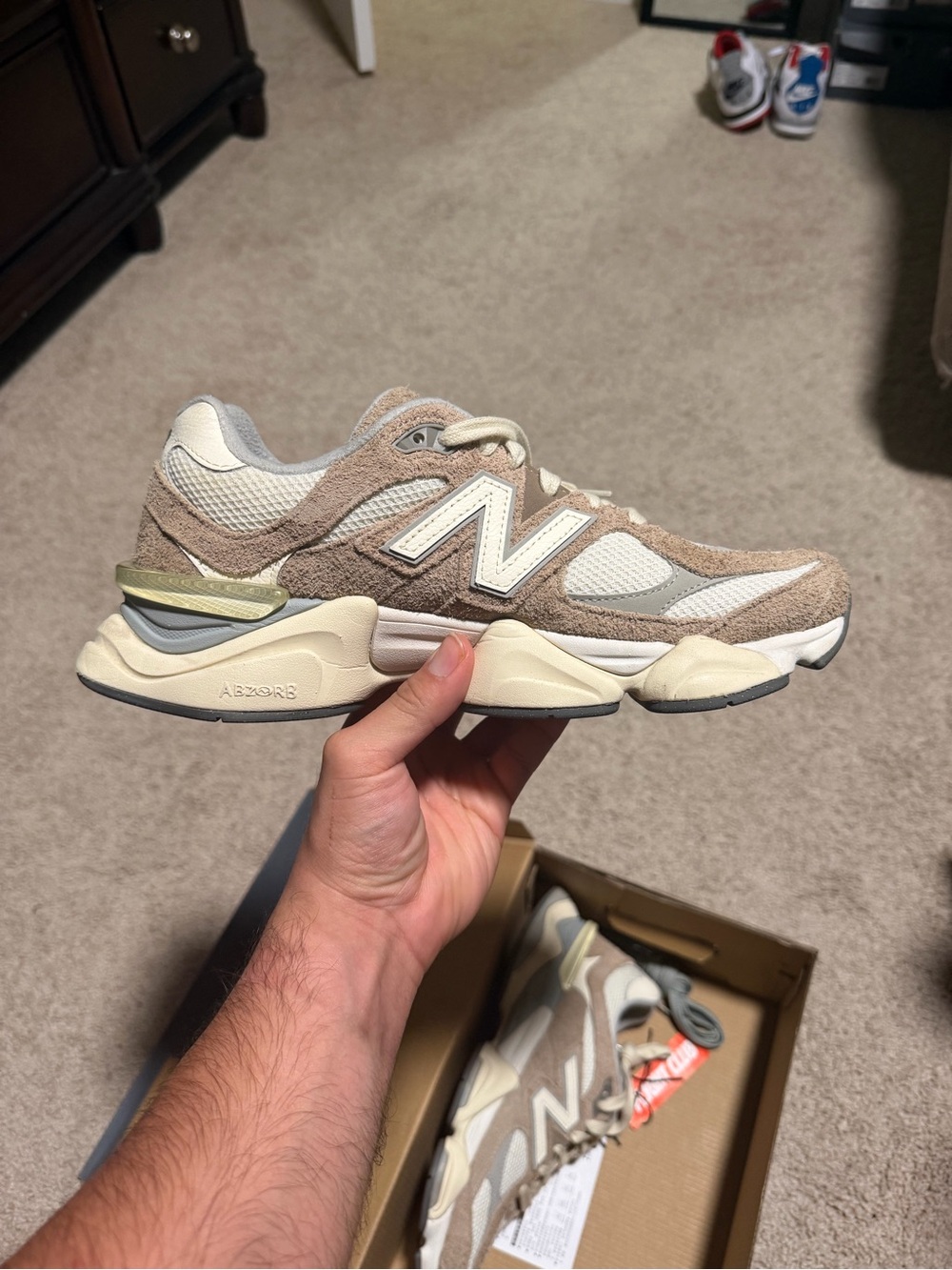 New Balance 9060